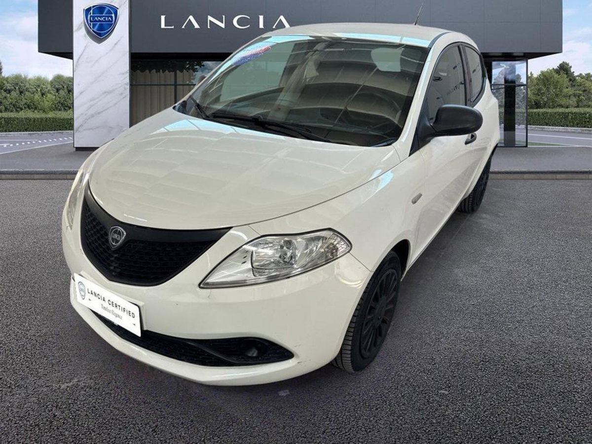 Lancia Ypsilon 1.2 69 CV 5 porte Elefantino