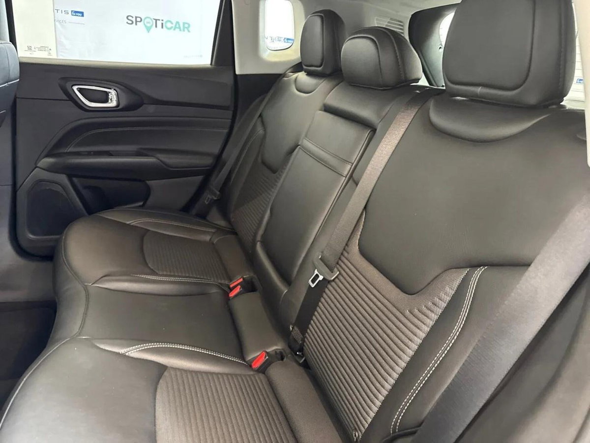Jeep Compass 1.5 Turbo T4 130CV MHEV 2WD Limited (9)