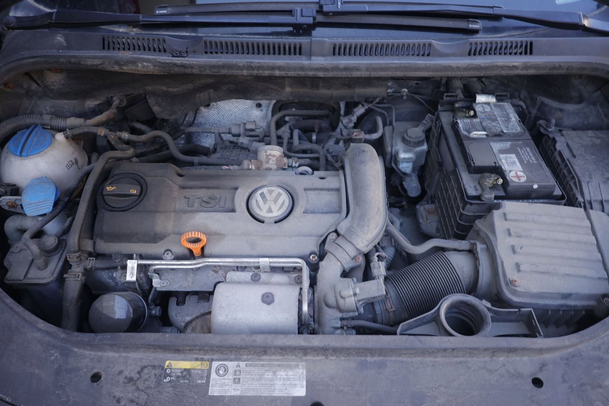 Volkswagen Golf Plus 1.4 TSI Comfortline (19)