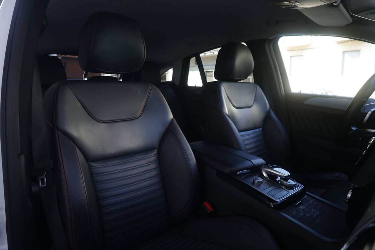 Mercedes-Benz GLE Coupé 350 d 4Matic Coupé Premium (6)