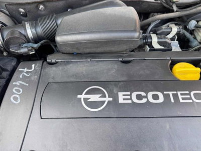 Opel Astra 1.6 16V Twinport 5 porte Cosmo (14)
