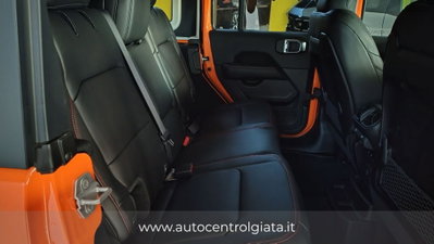 Jeep Wrangler Unlimited 2.0 Turbo Sahara (11)