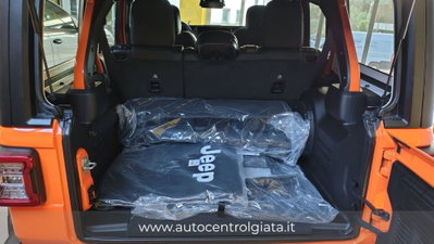 Jeep Wrangler Unlimited 2.0 Turbo Sahara (13)