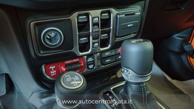 Jeep Wrangler Unlimited 2.0 Turbo Sahara (16)