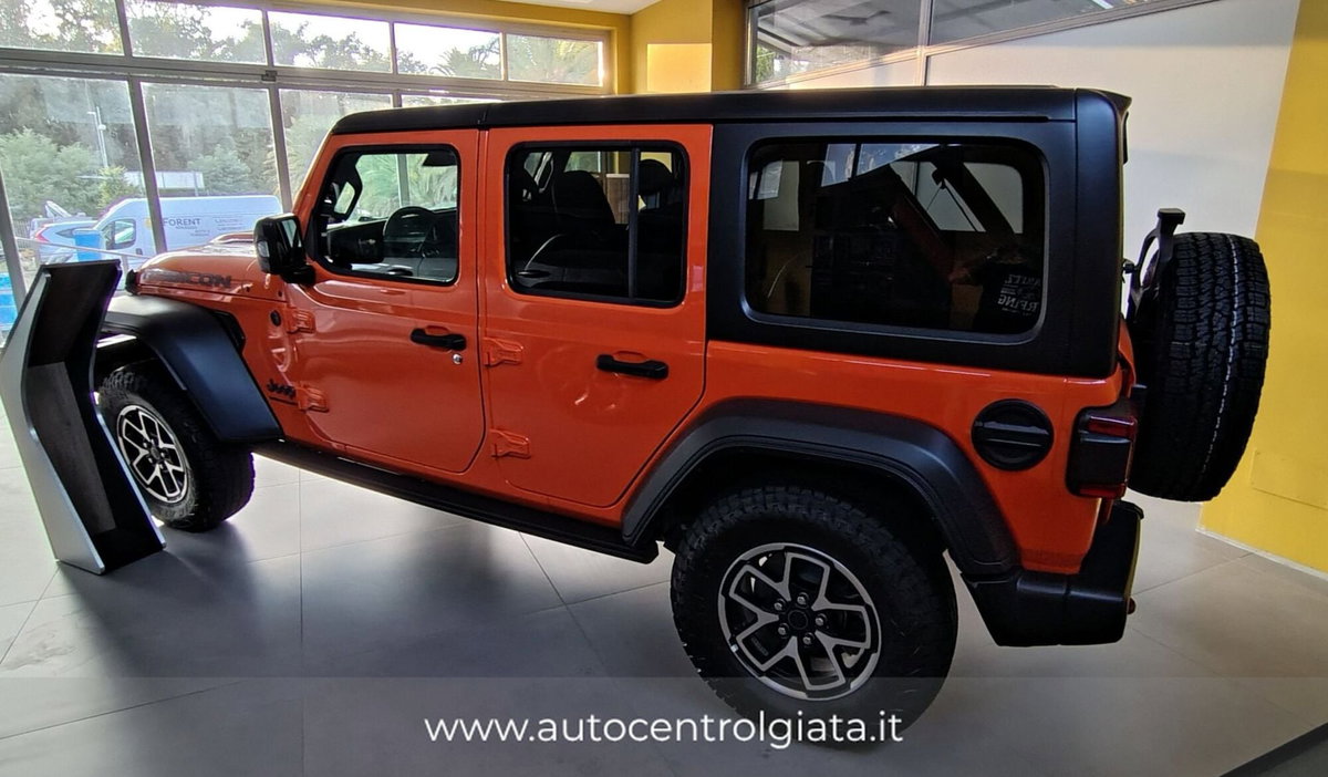 Jeep Wrangler Unlimited 2.0 Turbo Sahara (5)