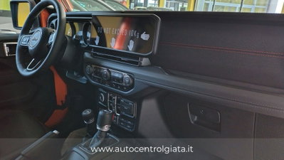Jeep Wrangler Unlimited 2.0 Turbo Sahara (9)