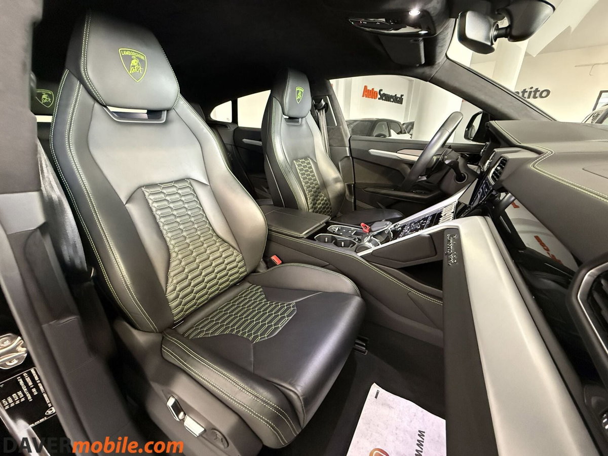 Lamborghini Urus 4.0 (19)