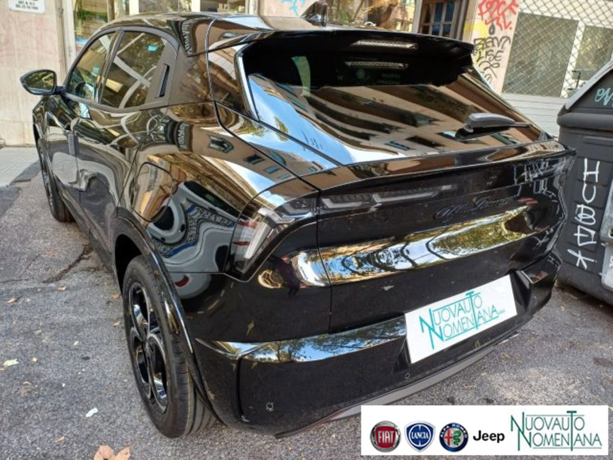 Alfa Romeo Junior 1.2 ibrida Ti 145cv edct6 (12)