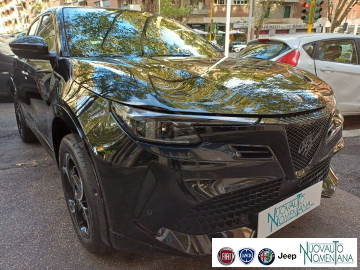 Alfa Romeo Junior 1.2 ibrida Ti 145cv edct6 (6)