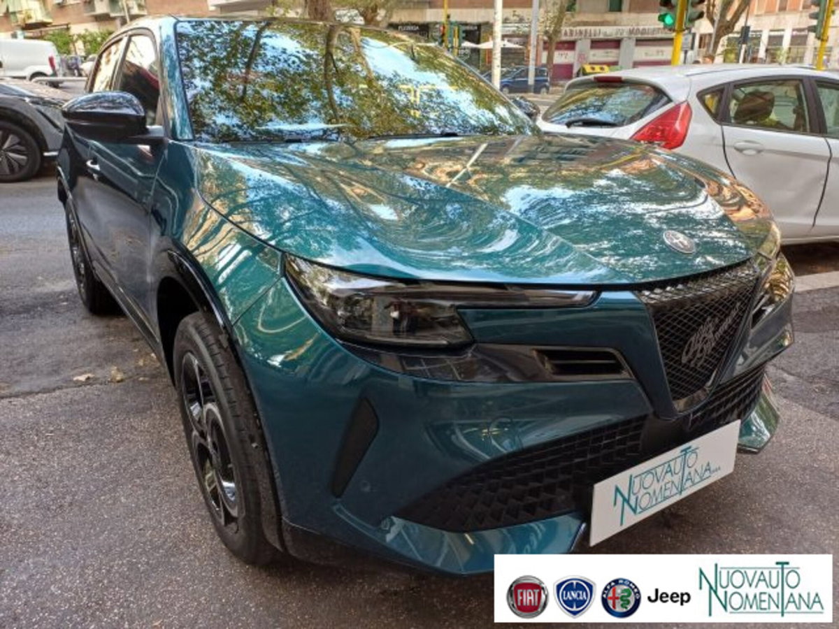 Alfa Romeo Junior 1.2 ibrida Ti 145cv edct6 (6)