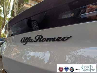 Alfa Romeo Junior 1.2 ibrida Ti 145cv edct6 (9)