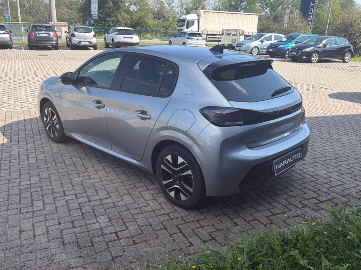 Peugeot 208 PureTech 100 Stop&Start 5 porte Allure (7)