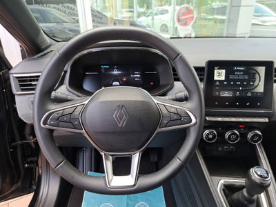 Renault Clio 1.0 tce Techno 90cv (11)