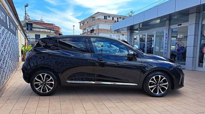 Renault Clio 1.0 tce Techno 90cv (6)