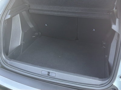 Peugeot 2008 1.2 puretech Allure s&s 100cv (10)