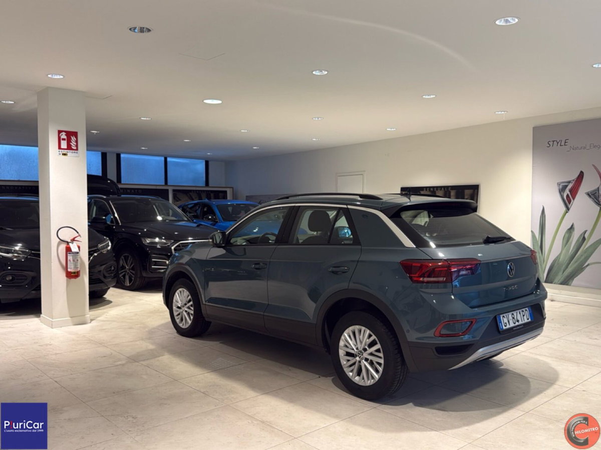 Volkswagen T-Roc 1.5 tsi Sport dsg (6)