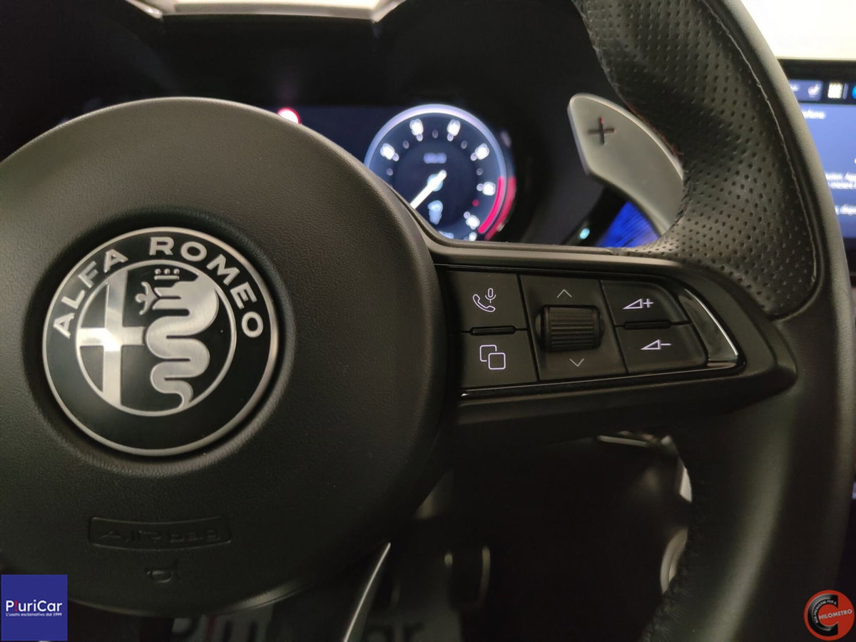 Alfa Romeo Tonale 1.3 phev Veloce Q4 270cv at6 (18)