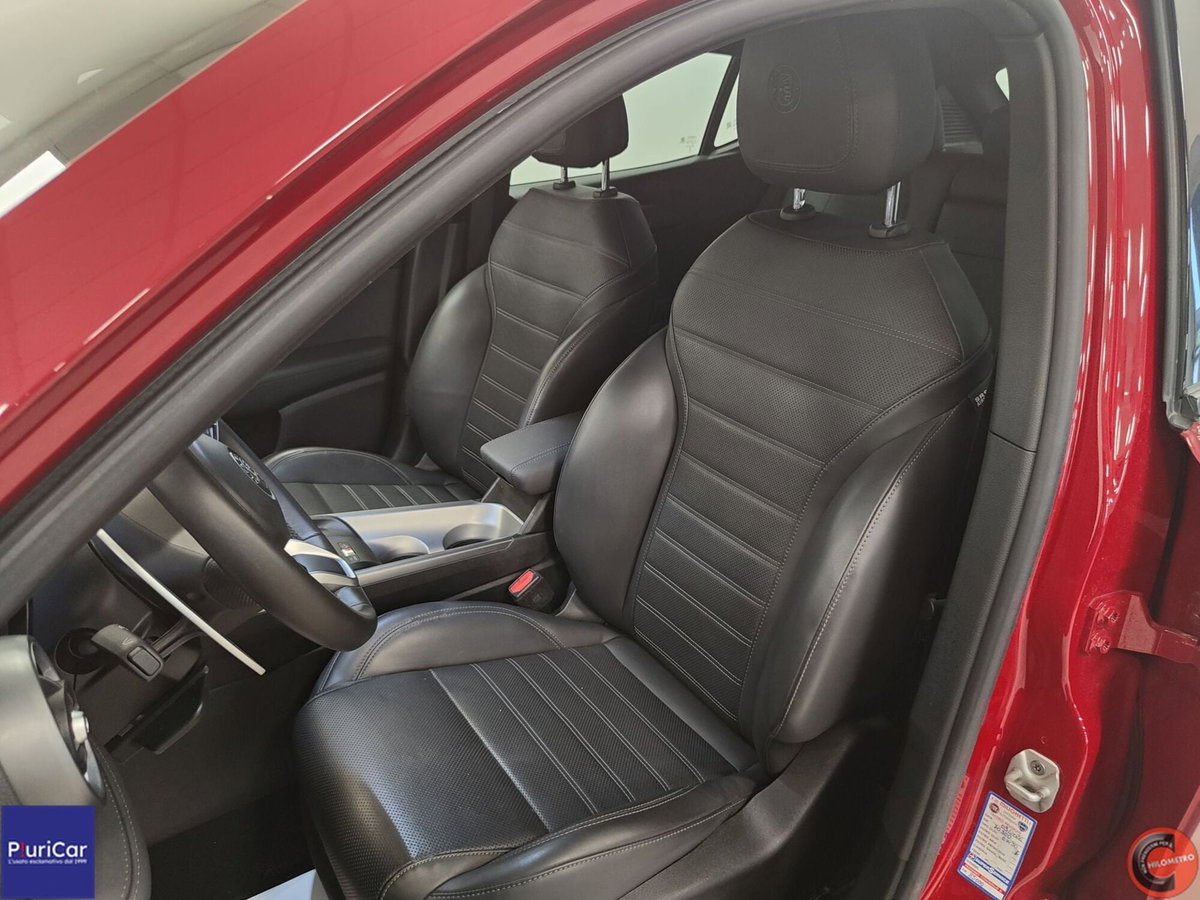 Alfa Romeo Tonale 1.3 phev Veloce Q4 270cv at6 (4)
