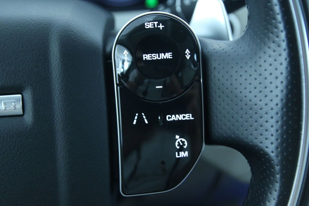 Land Rover Range Rover Velar 3.0D V6 275 CV (20)