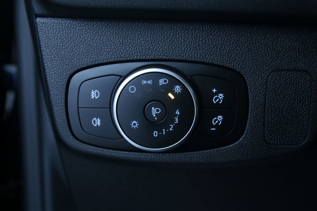 Ford Focus Station Wagon 1.5 EcoBlue 115 CV automatico SW Active Design (20)