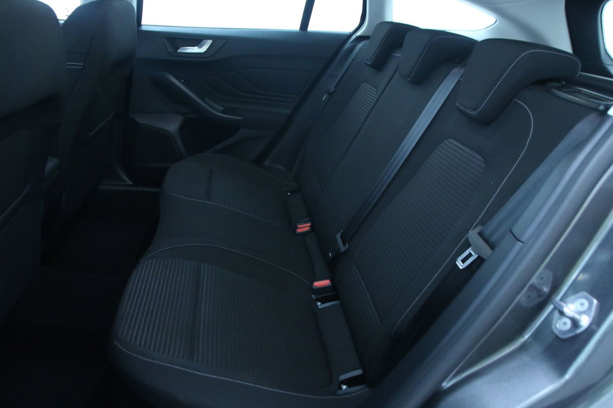 Ford Focus Station Wagon 1.5 EcoBlue 115 CV automatico SW Active Design (8)