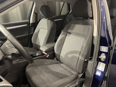 Volkswagen Golf 2.0 TDI 150 CV DSG SCR Life (9)
