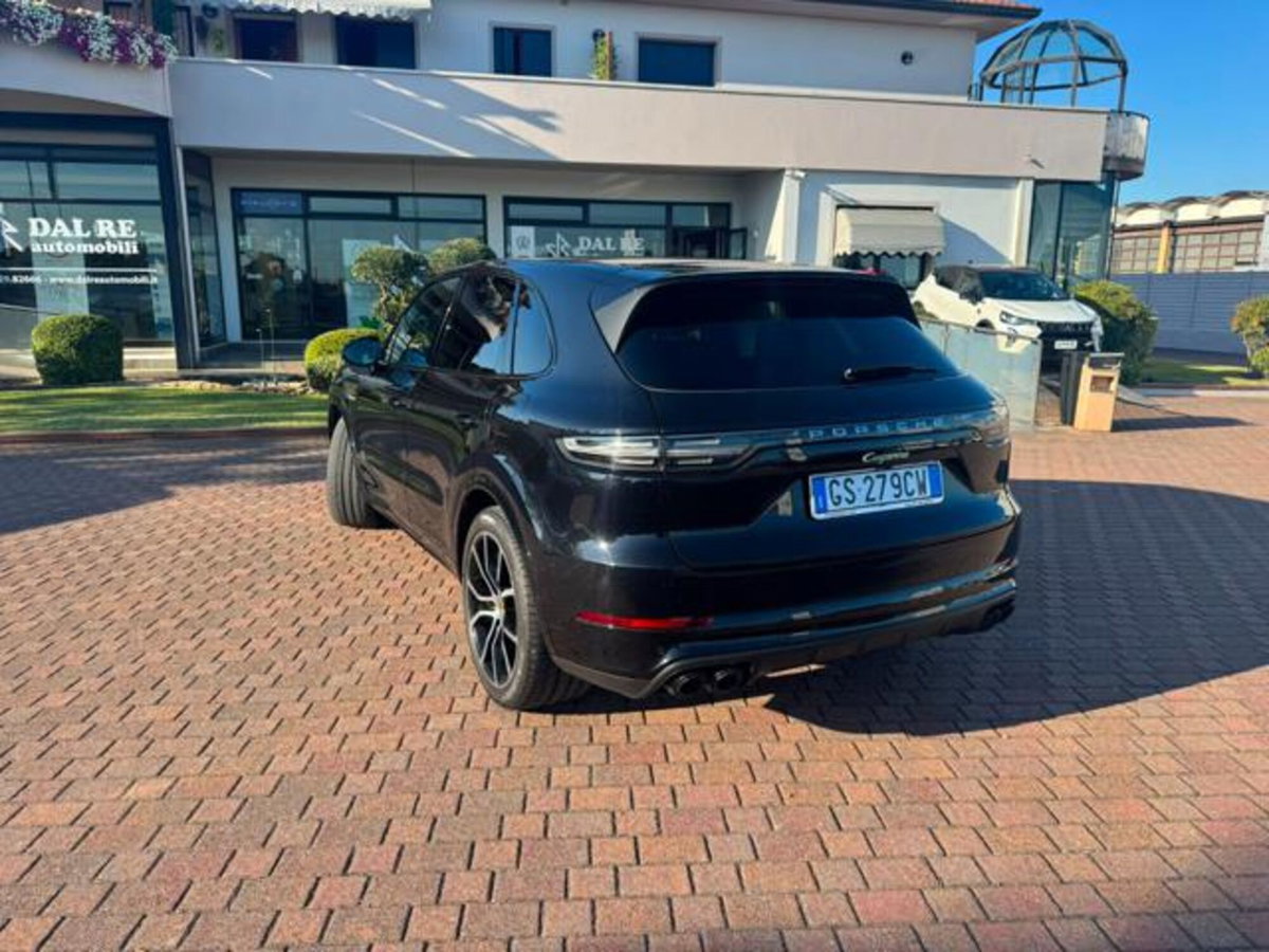 Porsche Cayenne 3.0 V6 Platinum Edition (11)