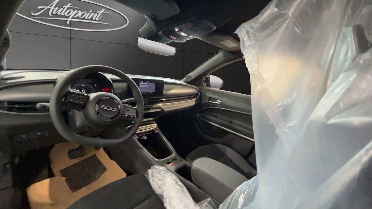 Fiat 600 1.2 hybrid Sport 145cv auto (9)