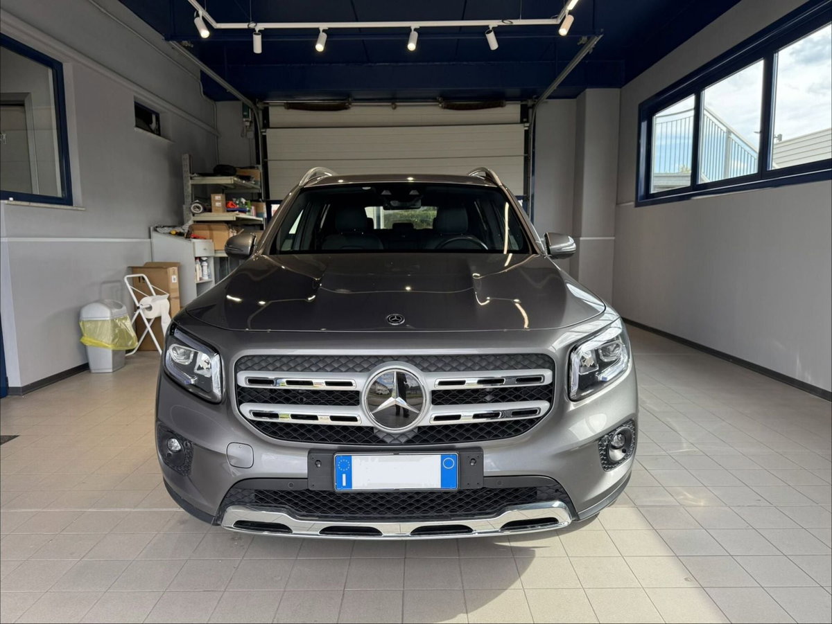 Mercedes-Benz GLB 200 d Automatic Business (6)