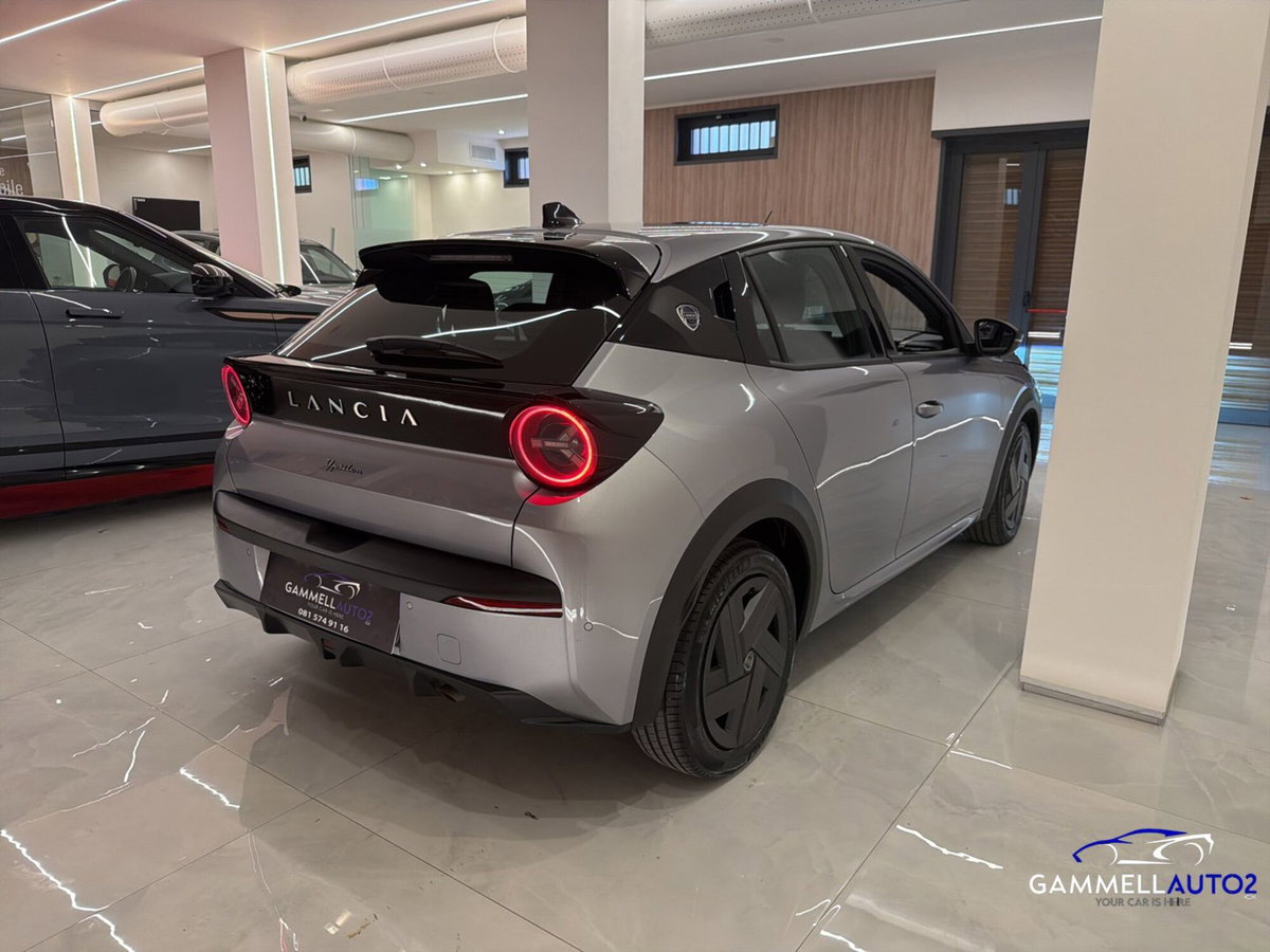 Lancia Ypsilon 1.2 mhev Edizione Limitata Cassina e-dct (6)