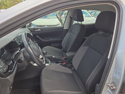 Volkswagen Polo 1.0 EVO (8)