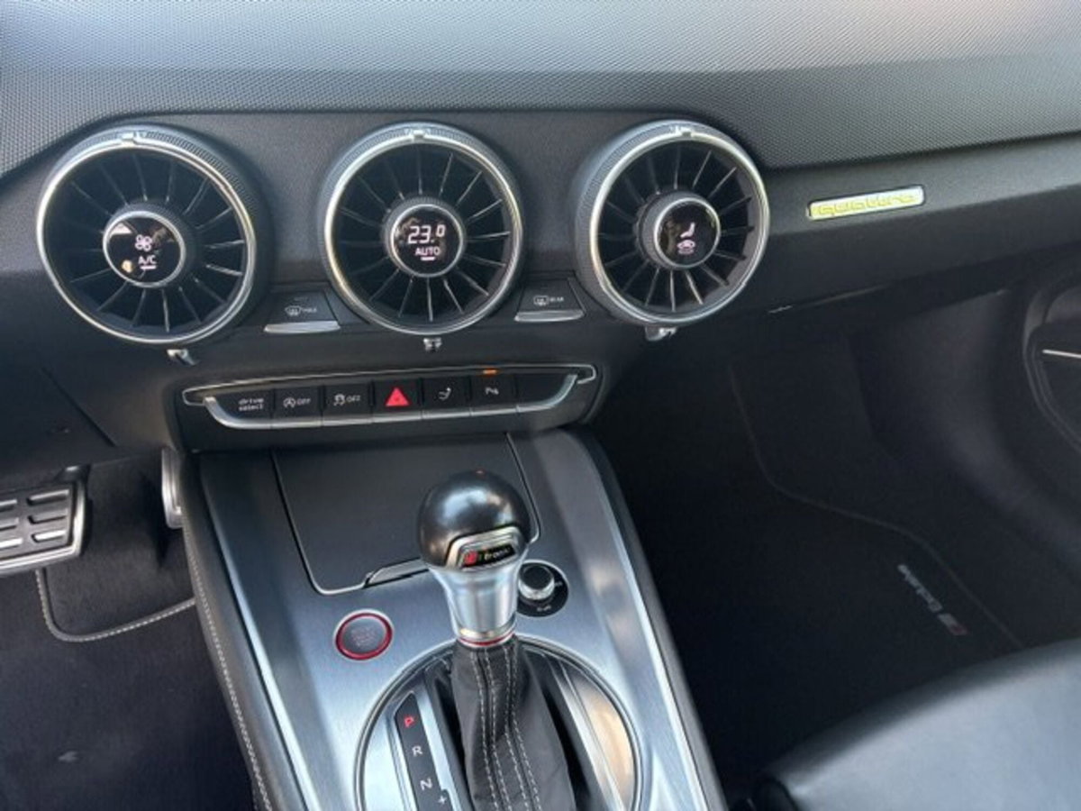 Audi TTS Cabrio 2.0 TFSI 310 CV quattro S tronic (10)