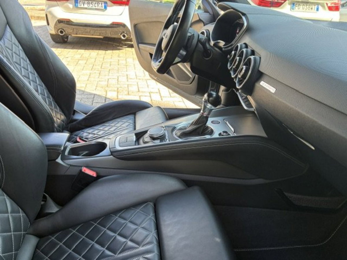 Audi TTS Cabrio 2.0 TFSI 310 CV quattro S tronic (14)