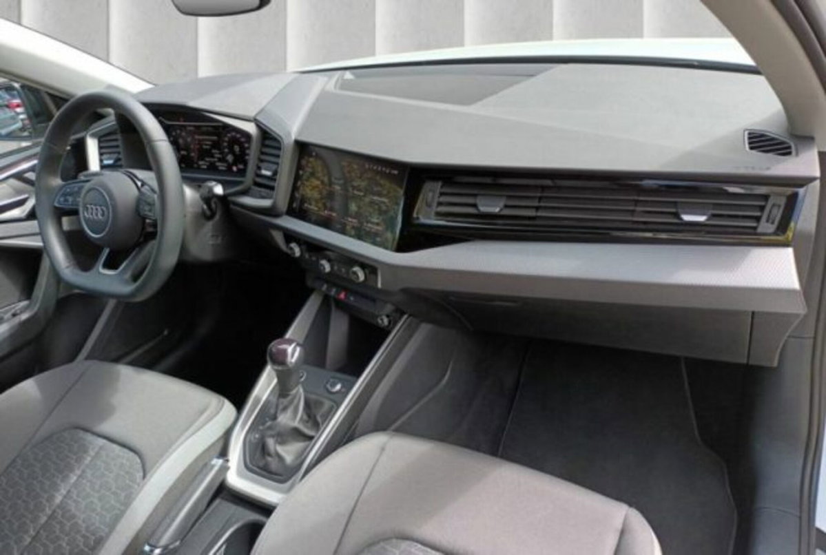 Audi A1 Sportback 30 TFSI S tronic Advanced (11)