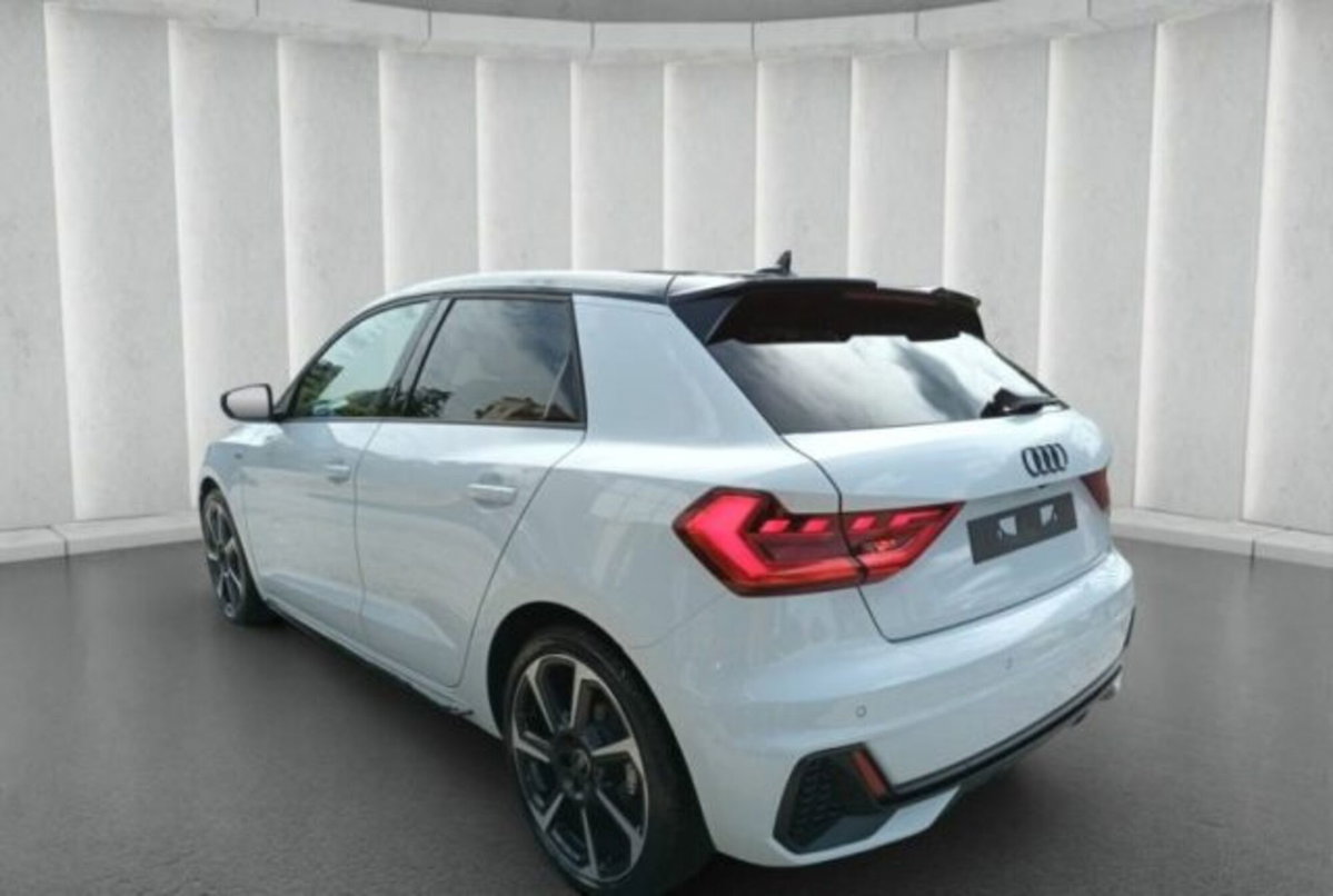 Audi A1 Sportback 30 TFSI S tronic Advanced (4)