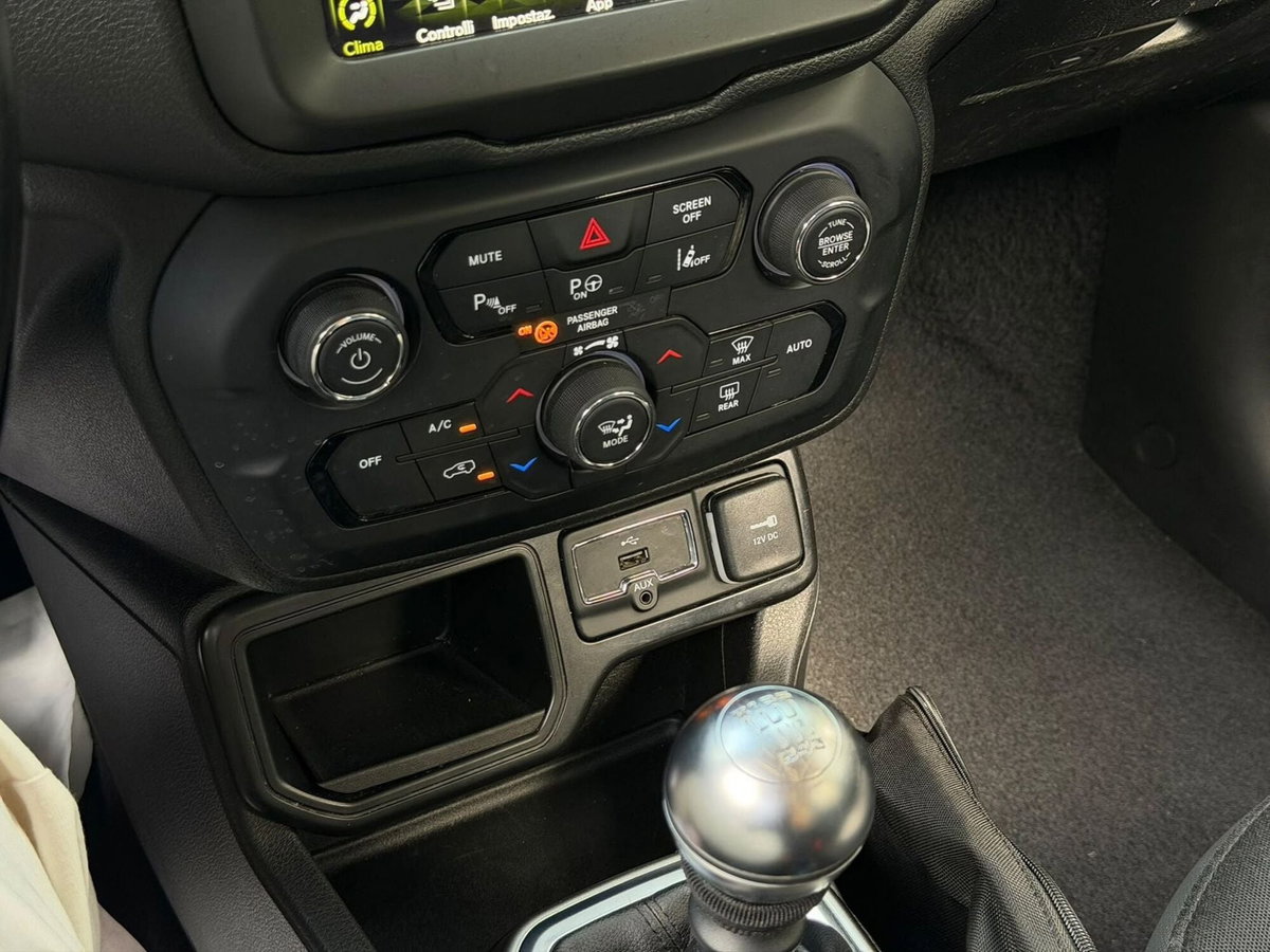 Jeep Renegade 1.0 T3 Limited (14)