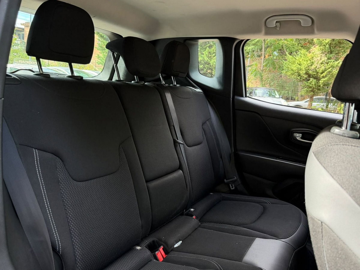 Jeep Renegade 1.0 T3 Limited (9)