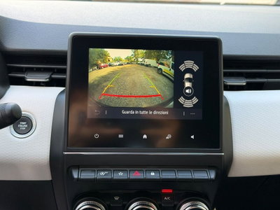 Renault Clio 1.0 tce Techno 90cv (13)