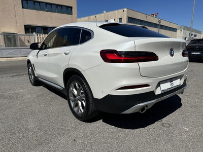 BMW X4 xDrive20d xLine (2)