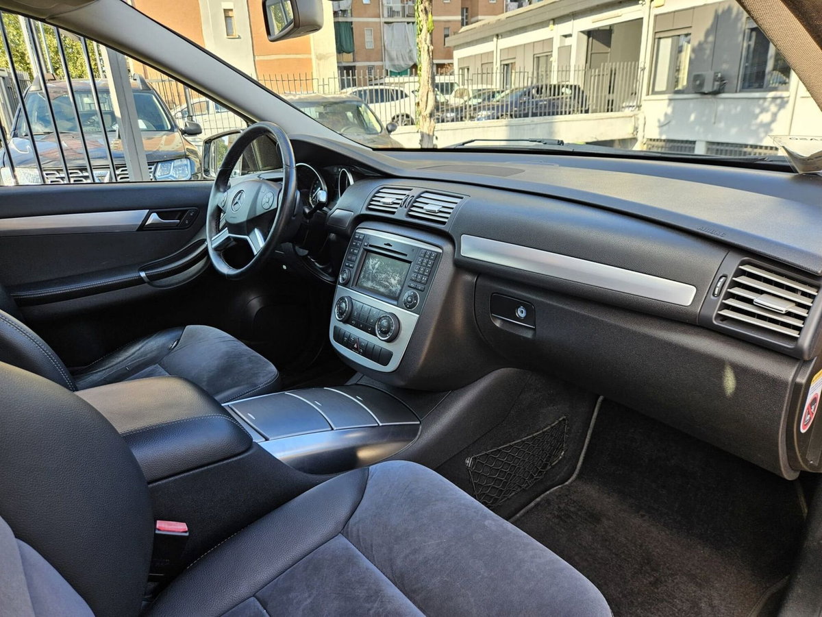 Mercedes-Benz Classe R 350 CDI cat 4Matic Sport (16)