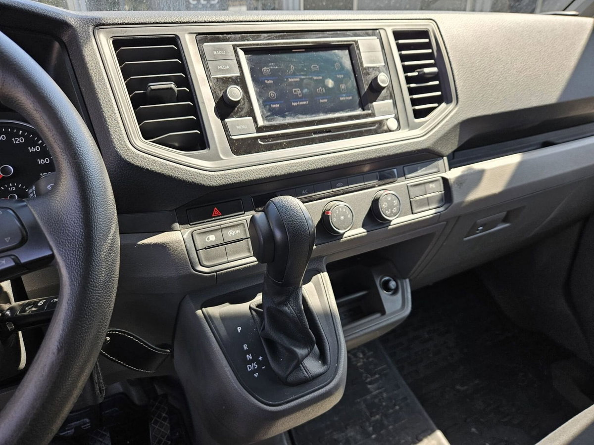 Volkswagen Veicoli Commerciali Crafter Furgone 35 2.0 BiTDI 177CV aut. PL-TA-DC Furg. Business Plus (11)