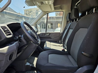 Volkswagen Veicoli Commerciali Crafter Furgone 35 2.0 BiTDI 177CV aut. PL-TA-DC Furg. Business Plus (8)