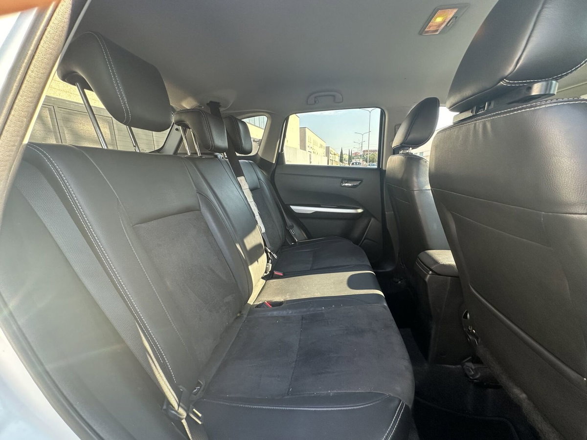 Suzuki Vitara 1.6 DDiS V-Cool (12)