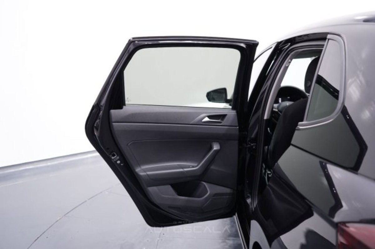 Volkswagen Polo 1.0 tsi Edition 95cv (20)