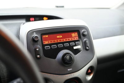 Peugeot 108 72 5 porte Active (15)