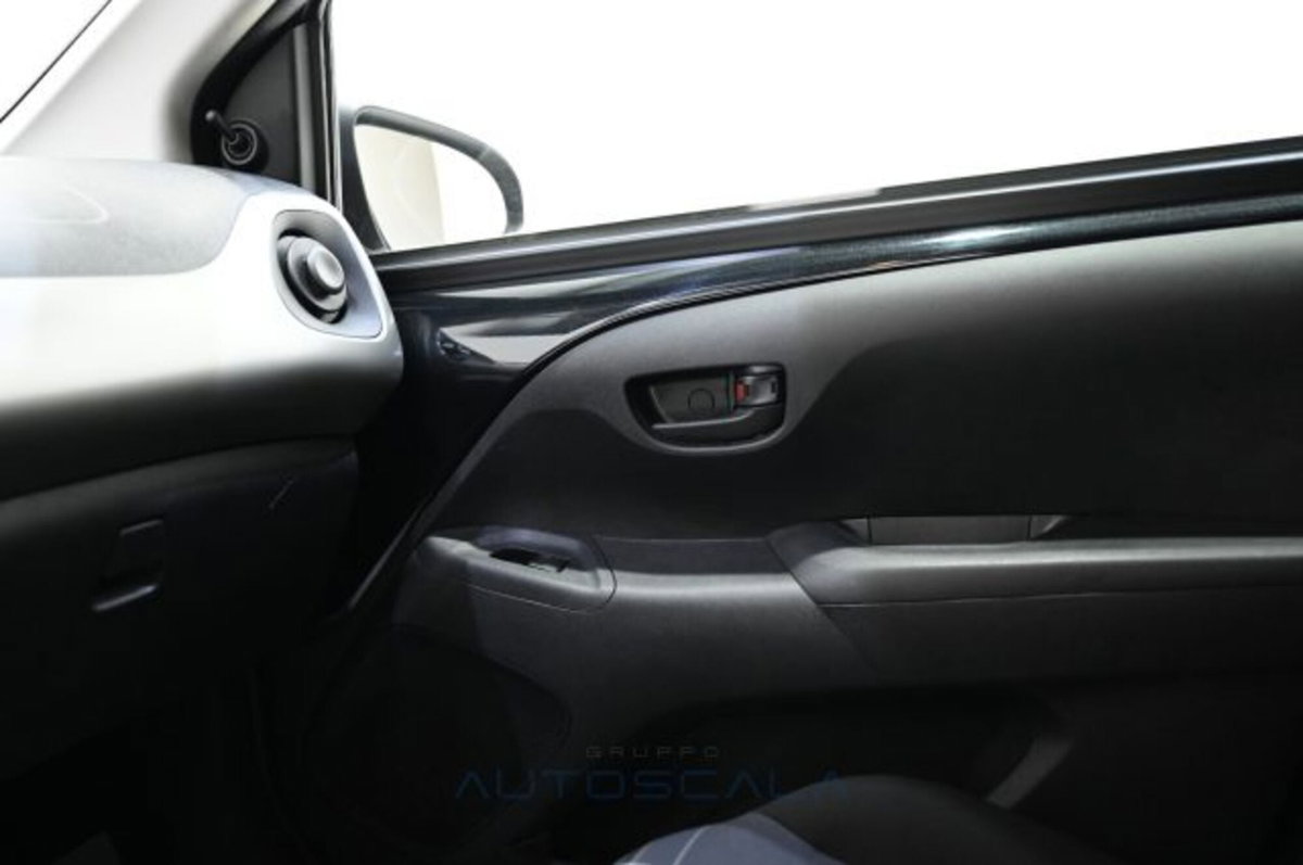 Peugeot 108 72 5 porte Active (18)