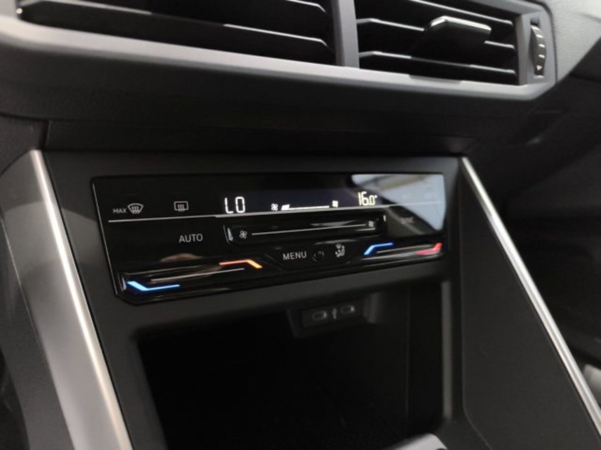 Volkswagen Polo 1.0 tsi Edition 95cv (17)