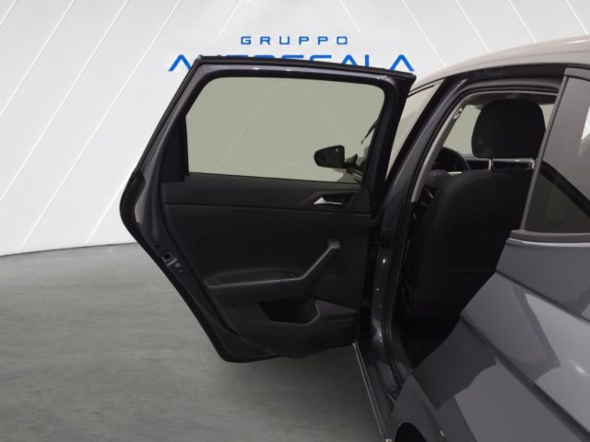 Volkswagen Polo 1.0 tsi Edition 95cv (20)
