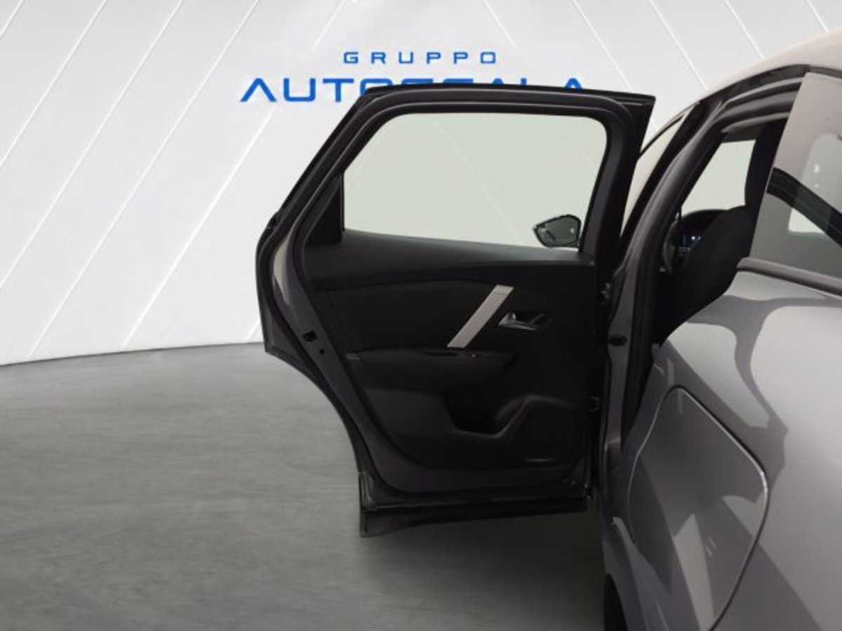 Citroen C4 1.2 hybrid You 100cv e-dcs6 (18)