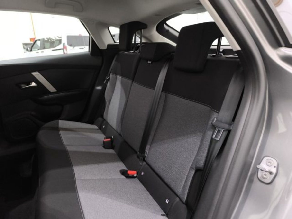 Citroen C4 1.2 hybrid You 100cv e-dcs6 (19)